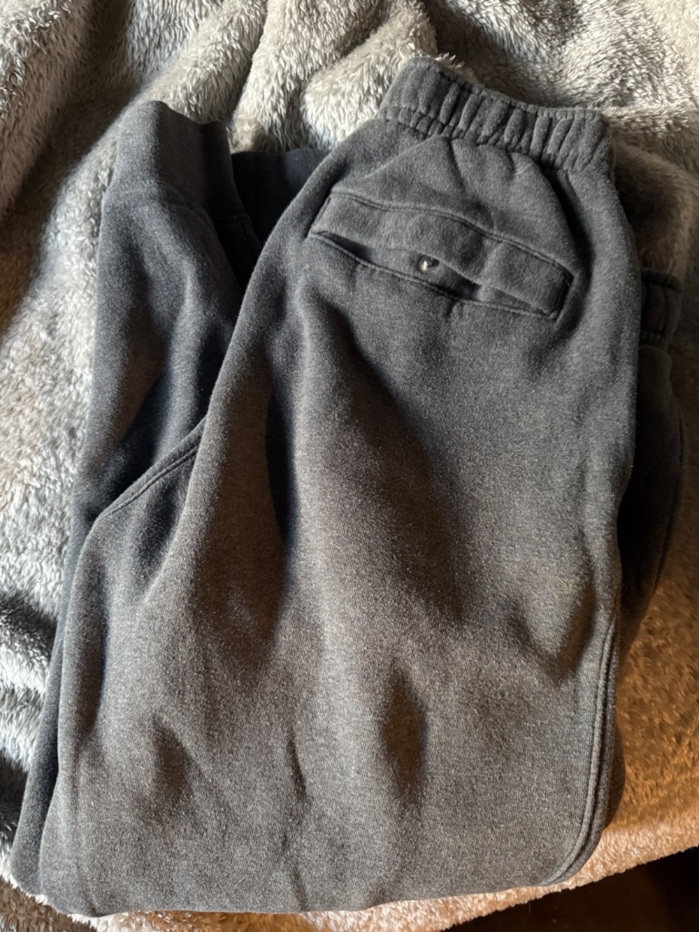 Nike Men's Black Fleece Joggers with Back Pocket